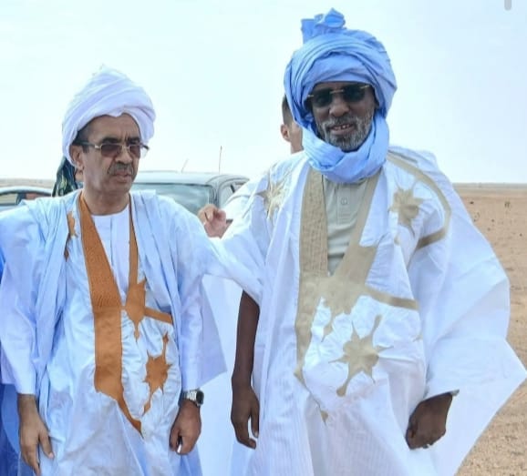 بالصور.. رجل الأعمال والوجيه بلال امبارك في مقدمة مستقبلي وفد الحزب الحاكم